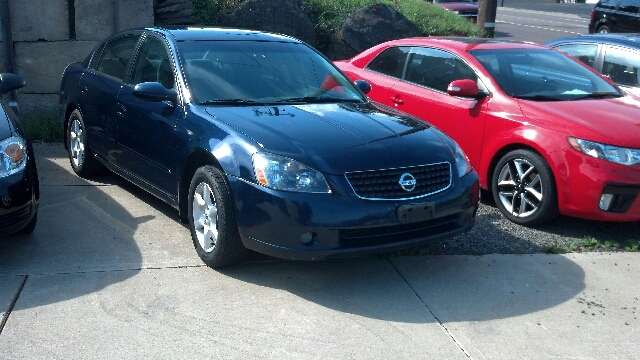 Nissan Altima 2005 photo 1
