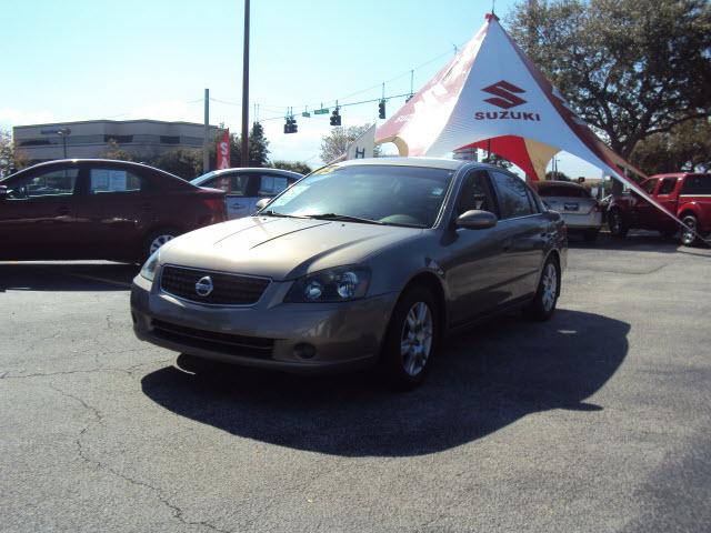 Nissan Altima 2005 photo 3