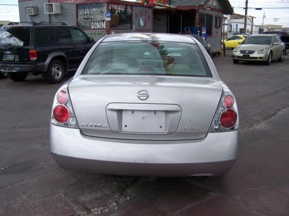 Nissan Altima 2005 photo 1
