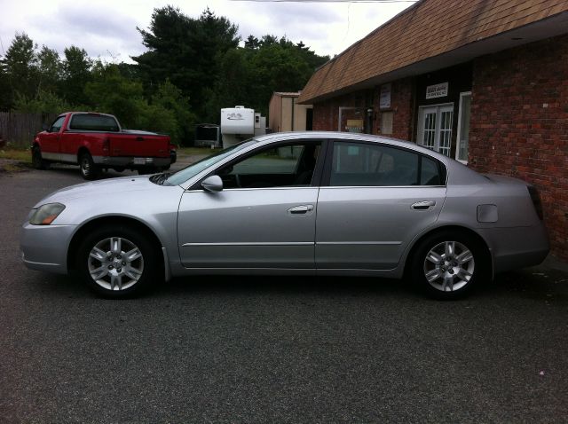 Nissan Altima 2005 photo 1