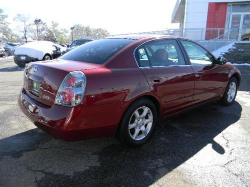 Nissan Altima 2005 photo 1