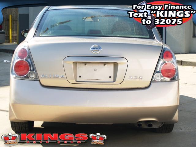 Nissan Altima 2005 photo 4