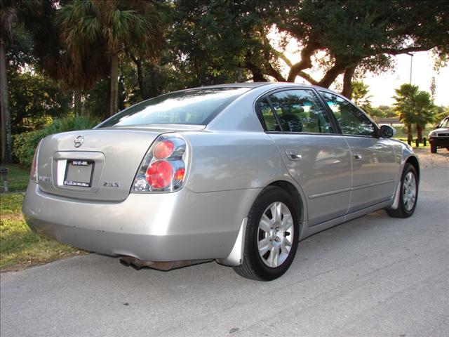 Nissan Altima 2005 photo 3