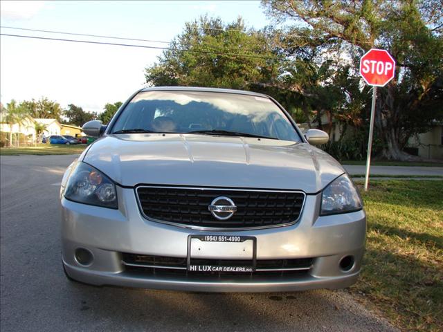 Nissan Altima 2005 photo 4