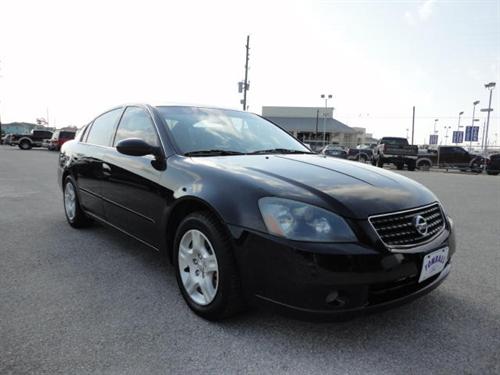 Nissan Altima 2005 photo 1