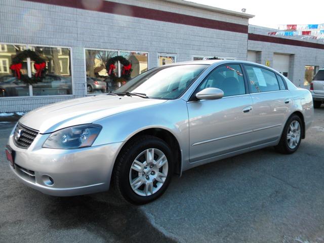 Nissan Altima Pickupslt Quad Cab SWB 4WD 4x4 Truck Other