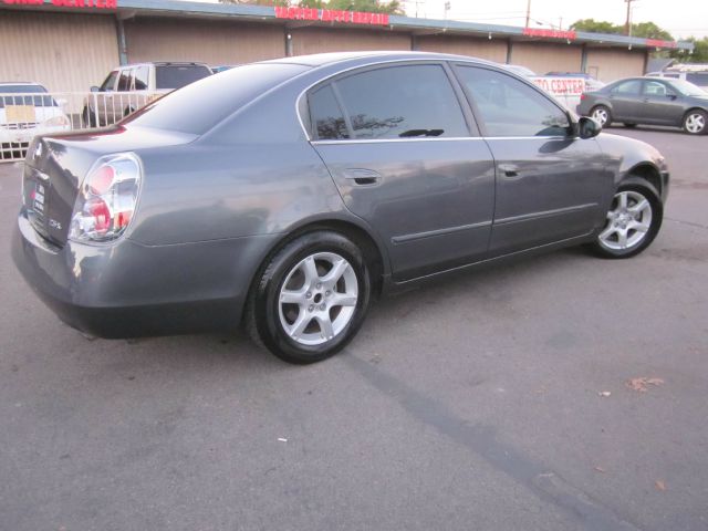Nissan Altima 2005 photo 3