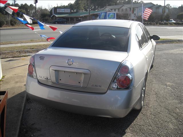 Nissan Altima 2005 photo 3