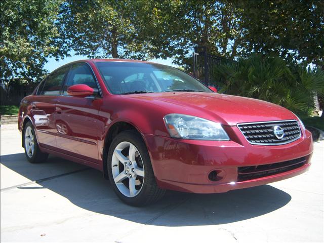 Nissan Altima 2005 photo 4