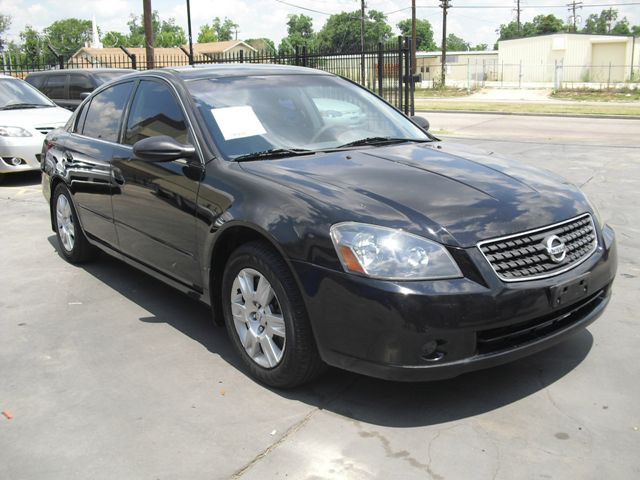 Nissan Altima 2005 photo 1