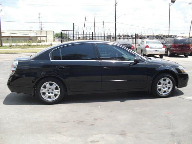 Nissan Altima 2005 photo 4