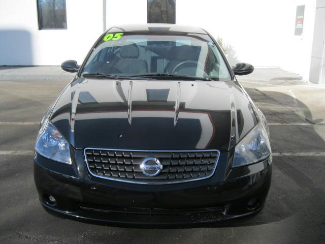 Nissan Altima 2005 photo 1
