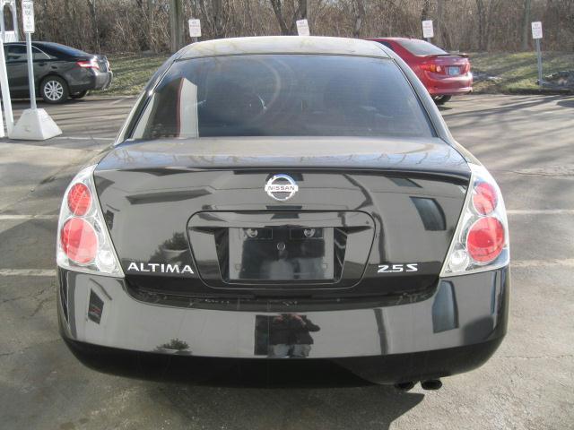 Nissan Altima 2005 photo 3