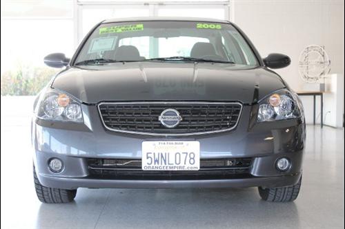 Nissan Altima 2005 photo 1