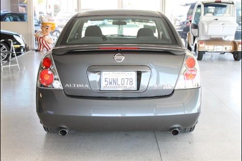 Nissan Altima 2005 photo 3