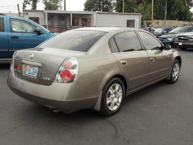Nissan Altima 2005 photo 3
