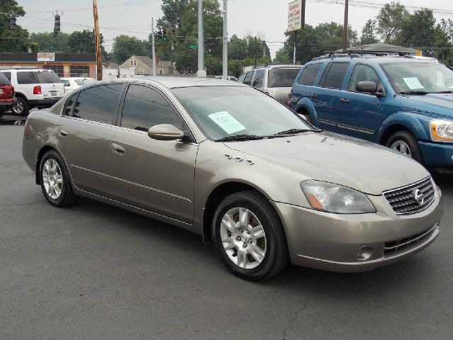 Nissan Altima 2005 photo 4