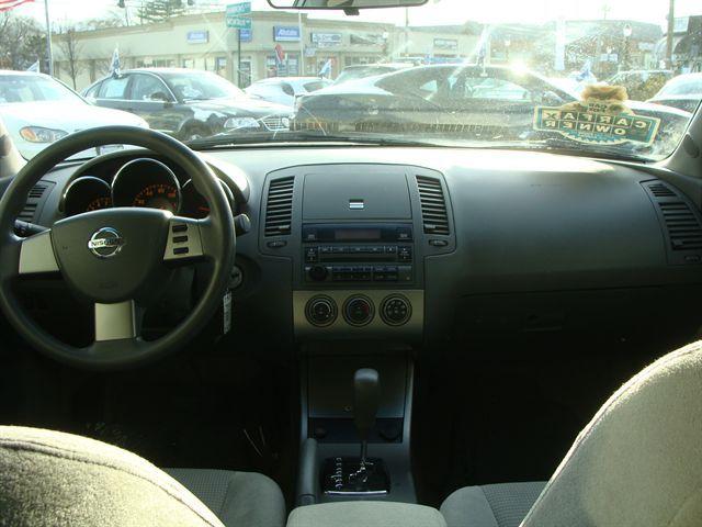 Nissan Altima 2005 photo 2