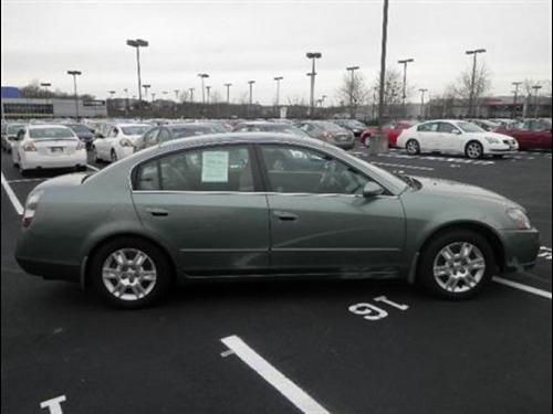 Nissan Altima 2005 photo 3