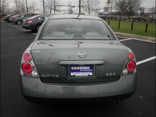 Nissan Altima 2005 photo 5
