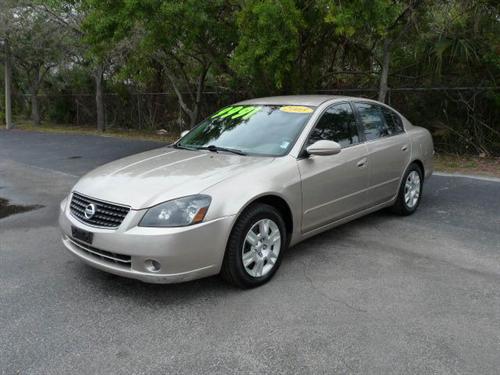 Nissan Altima 2005 photo 1