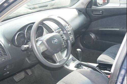 Nissan Altima 2005 photo 3
