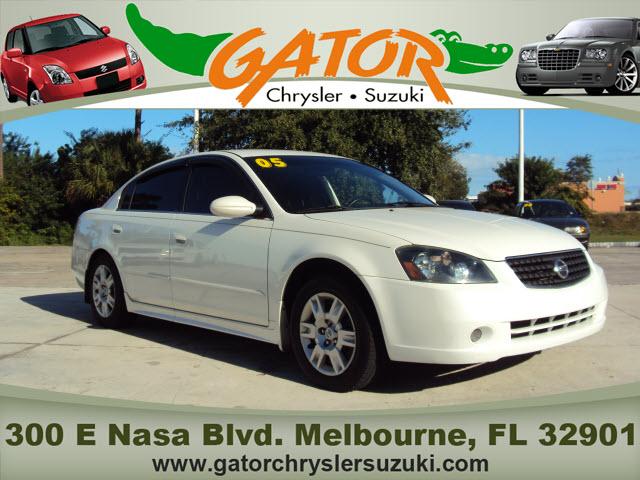 Nissan Altima XR Sedan