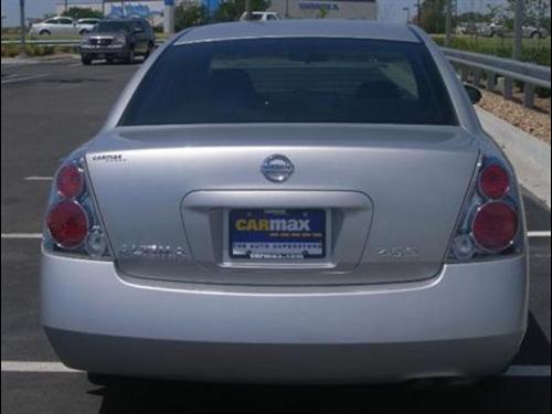 Nissan Altima 2005 photo 5
