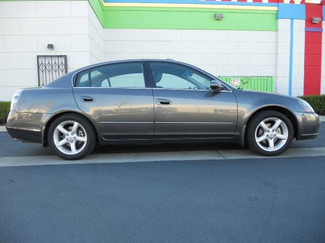 Nissan Altima 2005 photo 4