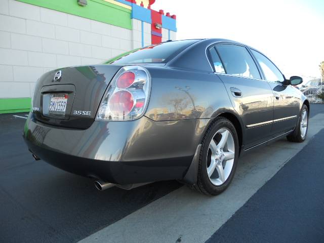 Nissan Altima 2005 photo 5