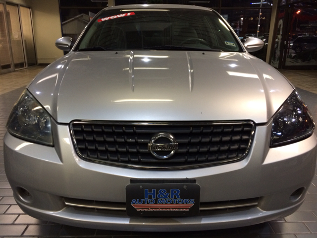 Nissan Altima 2005 photo 1