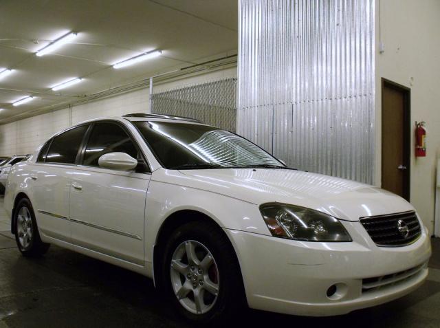 Nissan Altima 2005 photo 2