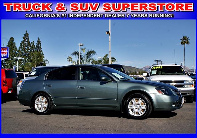 Nissan Altima 2005 photo 2