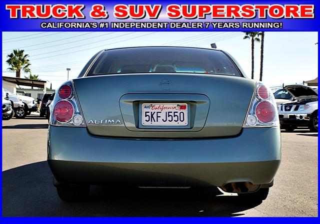 Nissan Altima 2005 photo 4