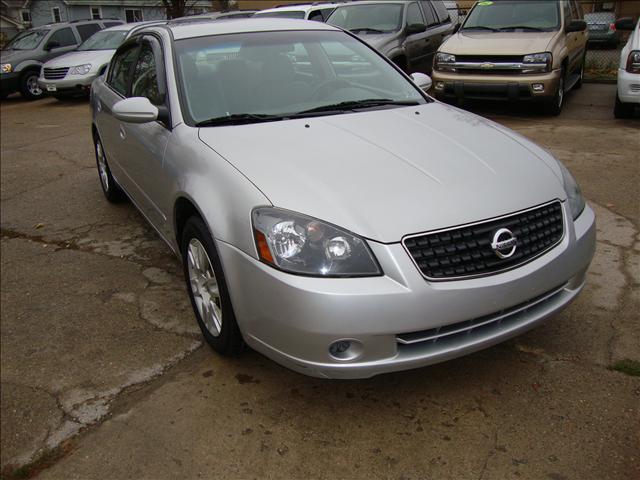 Nissan Altima Sport Utility 4 D Sedan