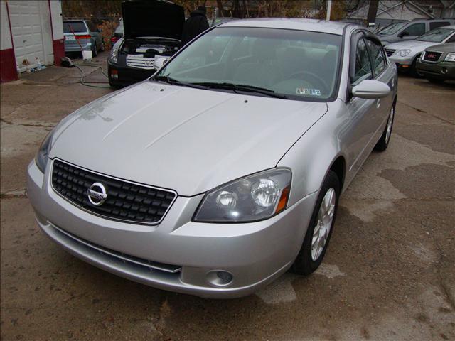 Nissan Altima 2005 photo 1
