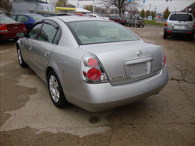 Nissan Altima 2005 photo 3