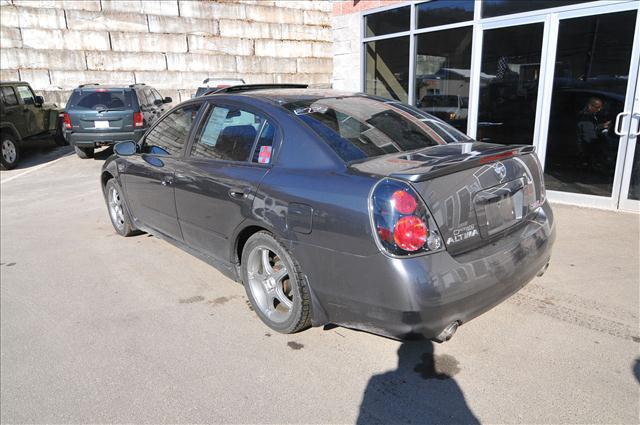 Nissan Altima 2005 photo 2