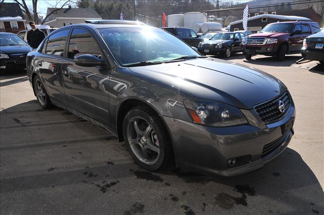 Nissan Altima 2005 photo 4