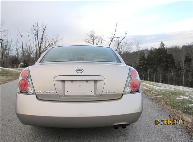 Nissan Altima 2005 photo 5
