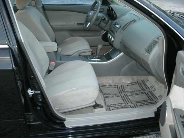 Nissan Altima 2005 photo 2