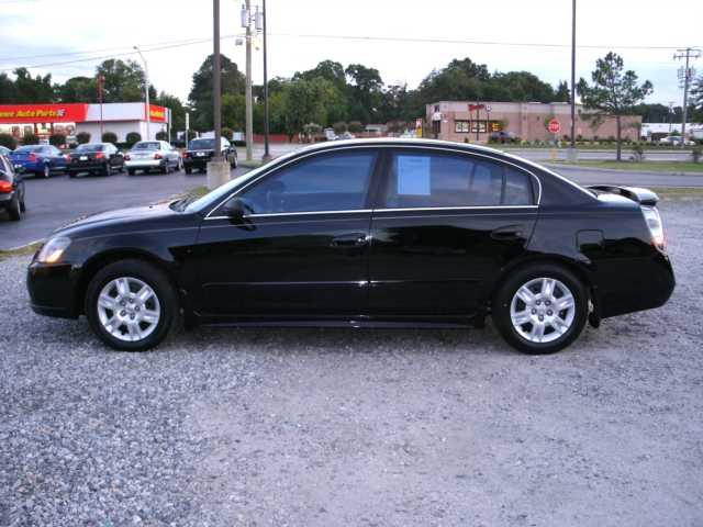 Nissan Altima 2005 photo 4