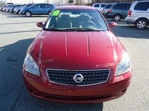 Nissan Altima 2005 photo 1
