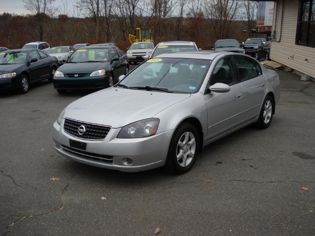 Nissan Altima 2005 photo 1