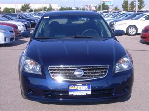 Nissan Altima 2005 photo 1