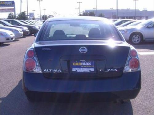 Nissan Altima 2005 photo 3