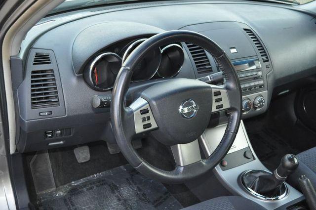 Nissan Altima 2005 photo 1