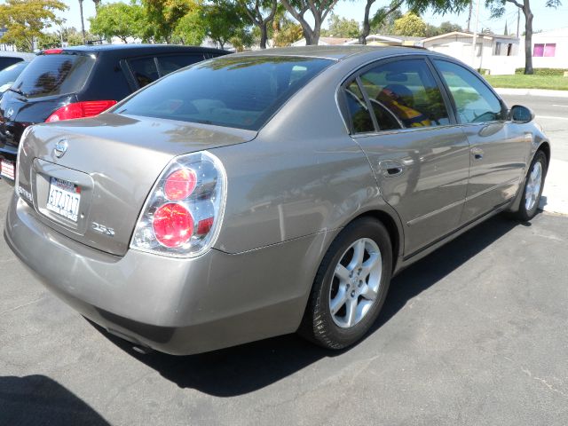 Nissan Altima 2005 photo 3