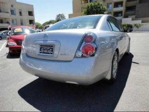 Nissan Altima 2005 photo 1