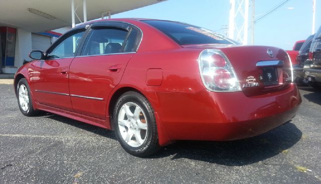 Nissan Altima 2005 photo 1